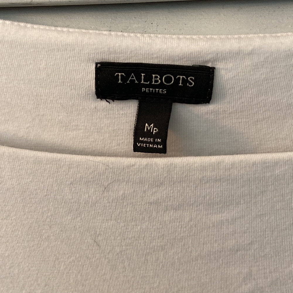 Talbots medium Petite white heavy shirt. - Picture 3 of 4